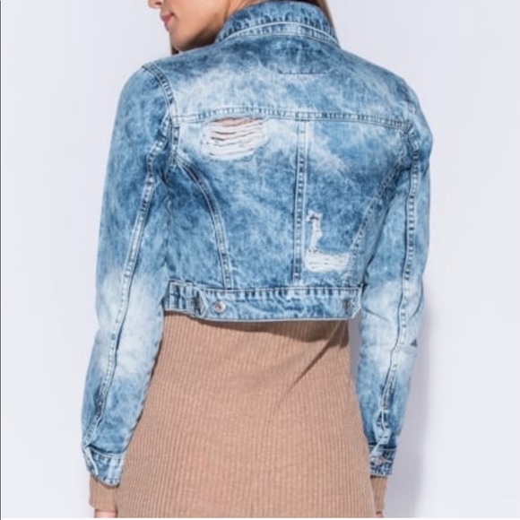 Distressed crop Jean jacket - Picture 3 of 5